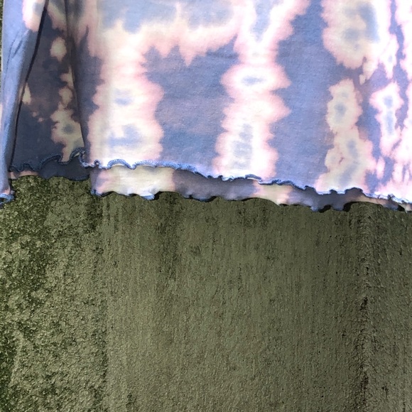 Tie Dye Tank with ribbed bottom -Blues & Pinks 🌺 - Picture 5 of 7